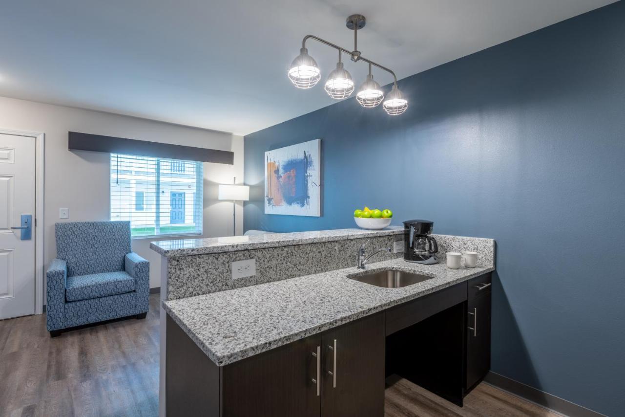 Stayapt Suites Alexandria-Fort Belvoir エクステリア 写真