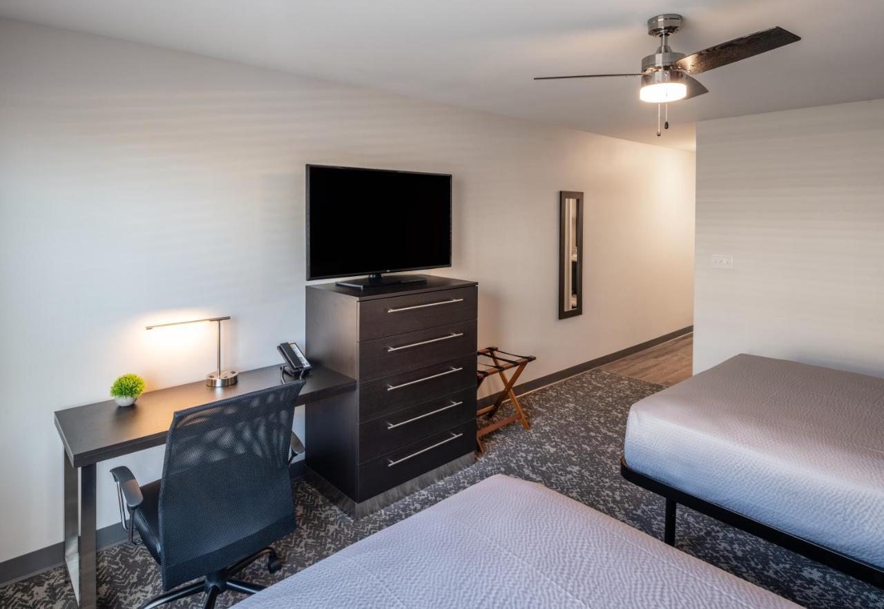 Stayapt Suites Alexandria-Fort Belvoir エクステリア 写真